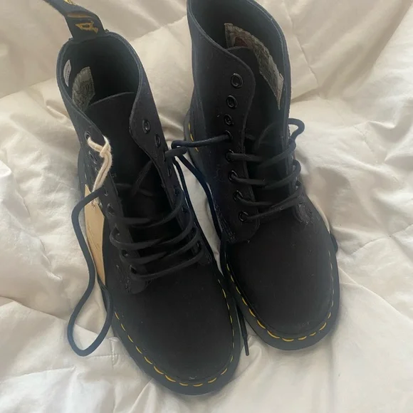 Dr. Martens Pascal Mil Boots - Picture 7 of 7